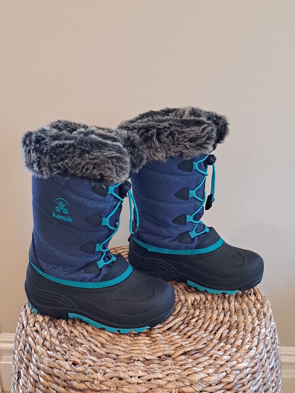 Kamik Girls Snowgypsy Teal/ Navy Faux Fur Insulated/Waterproof Winter Boots 2